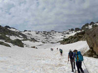 Au fond, le Pic de Batboucou (2651 m) Au fond, le Pic de Batboucou (2651 m)