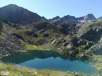 Massif de Néouvielle au-delà du lac de la Glère Massif de Néouvielle au-delà du lac de la Glère
